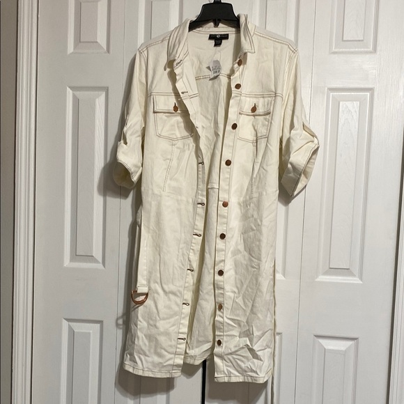 Ashley Stewart cotton womans cream belted Button-Up Jacket size 26/28 - Picture 1 of 13